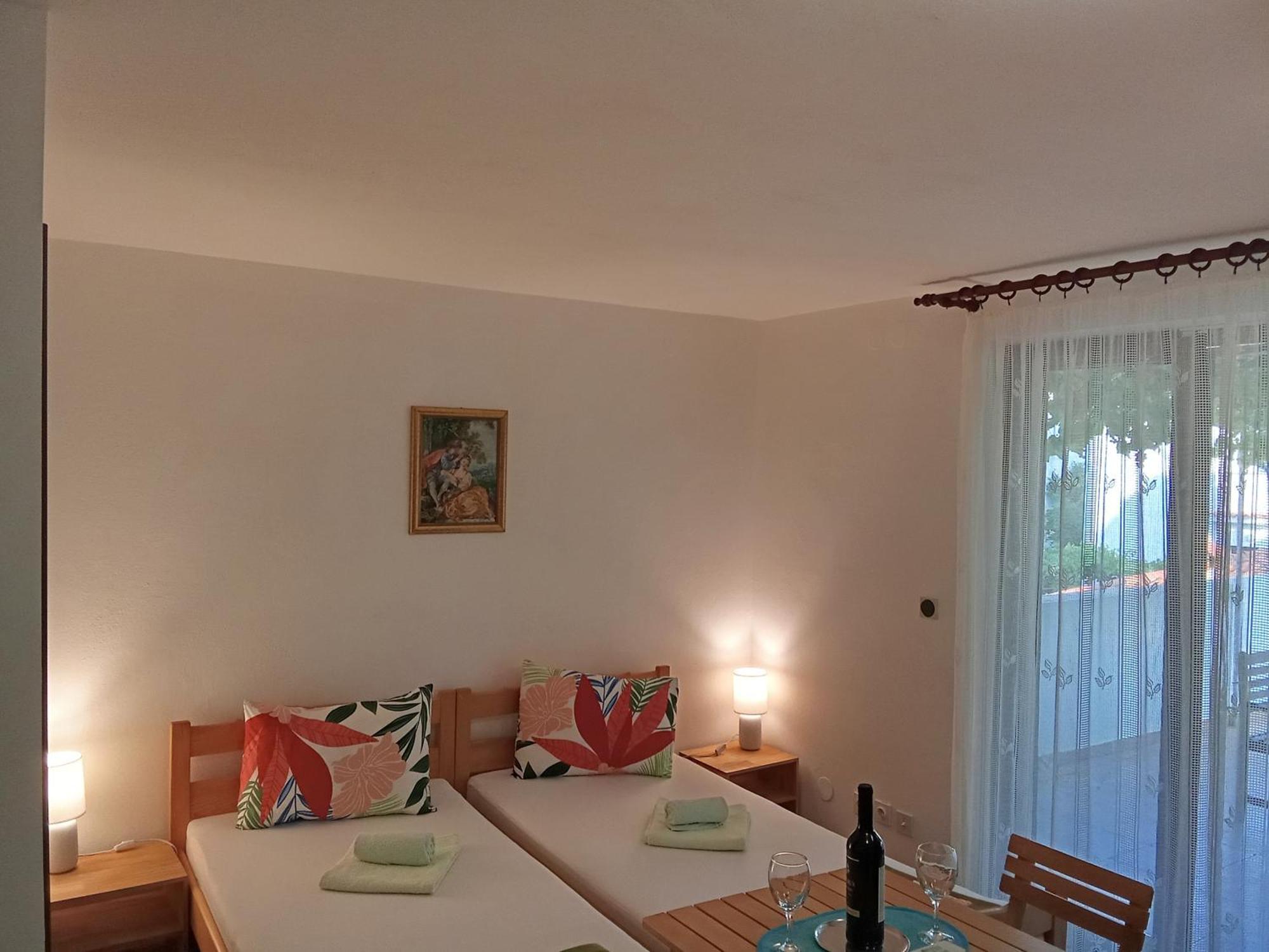 Apartments And Rooms Bova Baska  Ngoại thất bức ảnh
