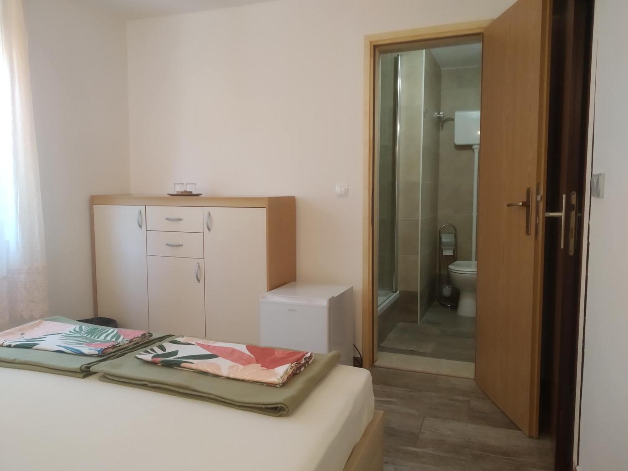 Apartments And Rooms Bova Baska  Ngoại thất bức ảnh