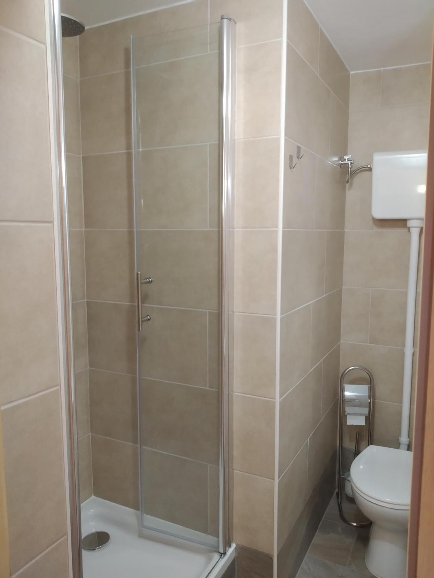Apartments And Rooms Bova Baska  Ngoại thất bức ảnh